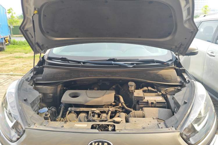 Used Kia KX3 2015 1.6L Automatic Two-Wheel Drive DLX Engine Bay