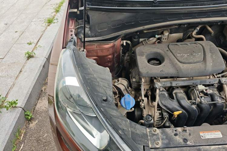 Used Kia KX3 2015 1.6L Automatic Two-Wheel Drive DLX Engine Bay Right