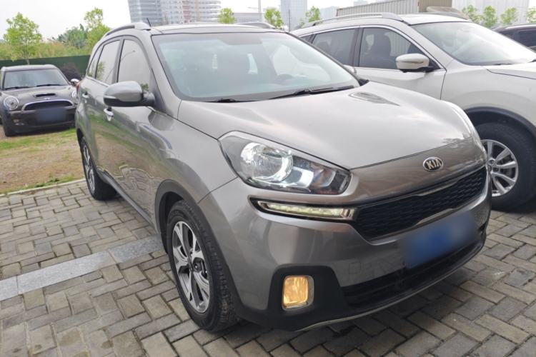Used Kia KX3 2015 1.6L Automatic Two-Wheel Drive DLX Exterior 1