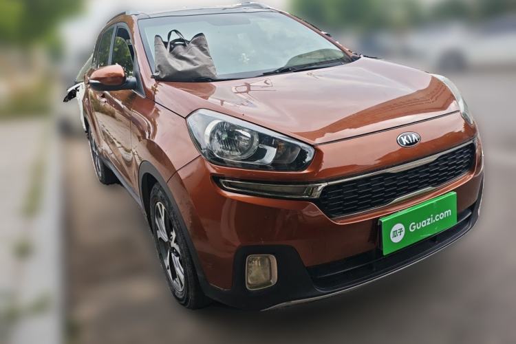 Used Kia KX3 2015 1.6L Automatic Two-Wheel Drive DLX Front Right 45 Deg
