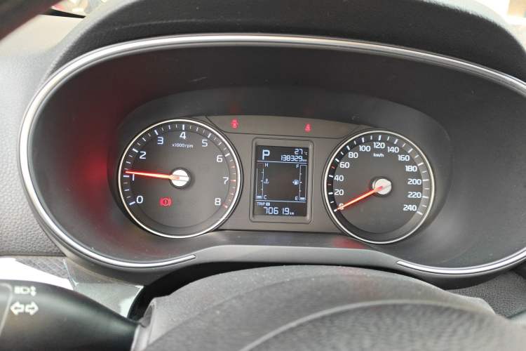Used Kia KX3 2015 1.6L Automatic Two-Wheel Drive DLX Instrument Cluster