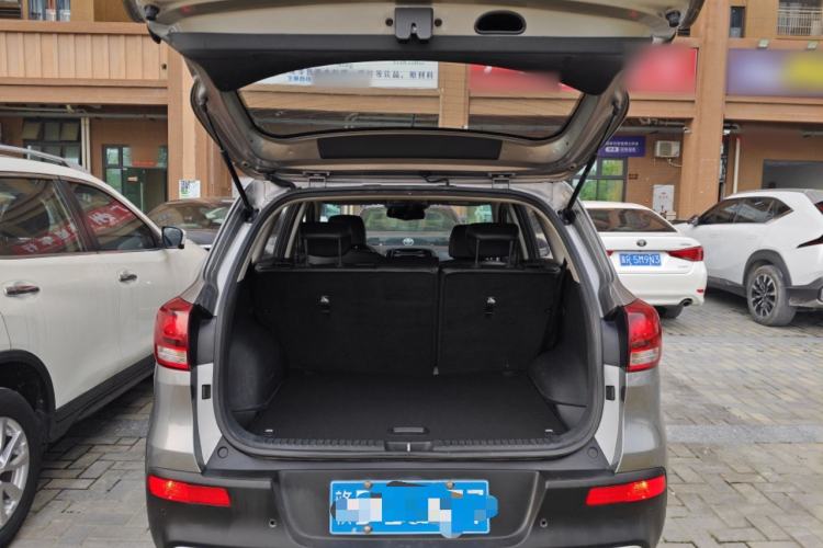 Used Kia KX3 2015 1.6L Automatic Two-Wheel Drive DLX Trunk