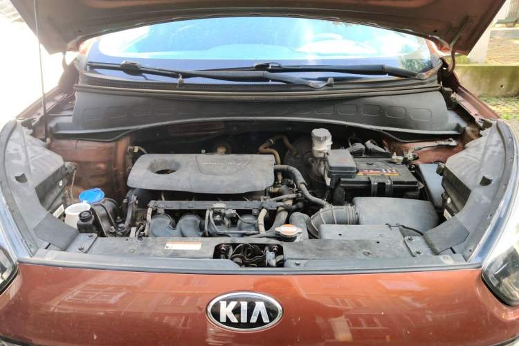 Used Kia KX3 2015 1.6L Automatic Two-Wheel Drive DLX Engine Bay