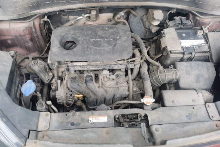 Used Kia KX3 2015 1.6L Automatic Two-Wheel Drive DLX Engine Bay