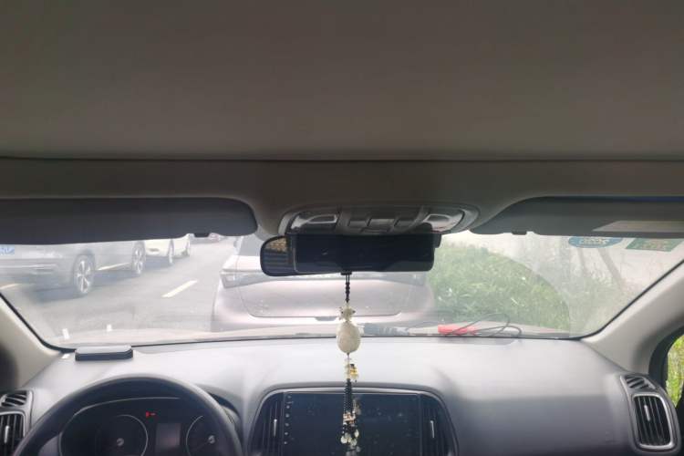 Used Kia KX3 2015 1.6L Automatic Two-Wheel Drive DLX Headliner