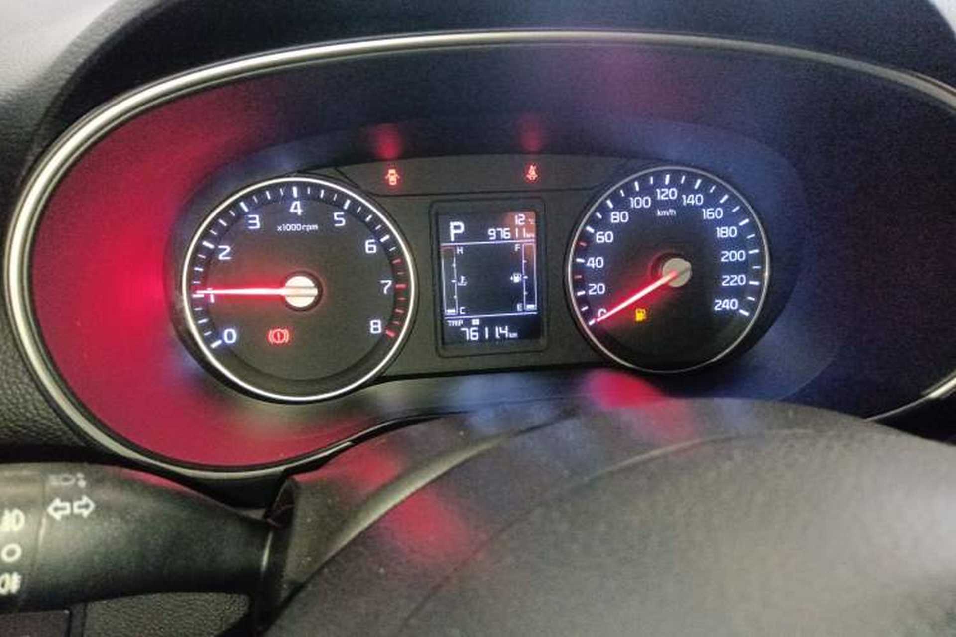 Used Kia KX3 2015 1.6L Automatic Two-Wheel Drive GLS Instrument Cluster