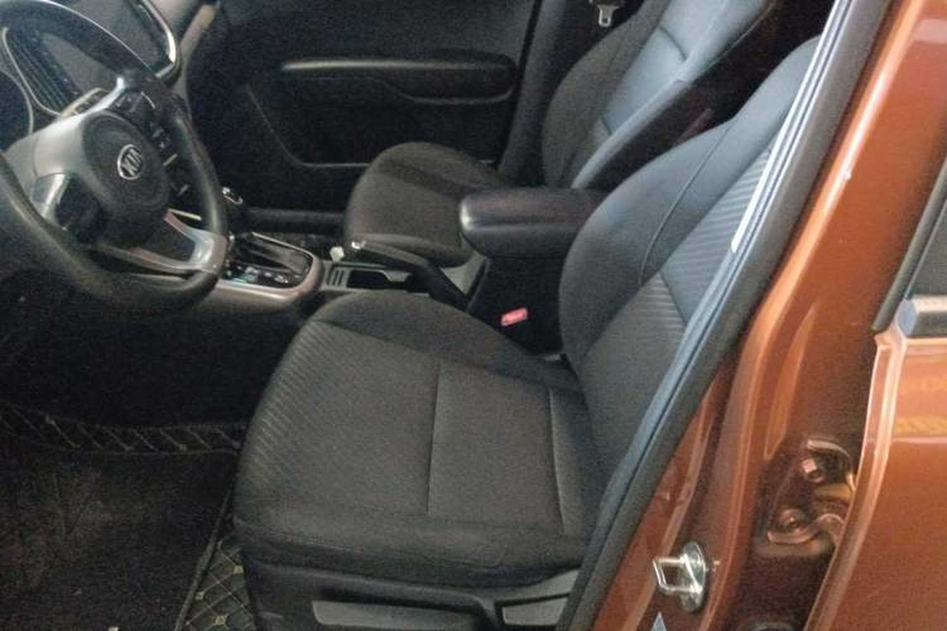 Used Kia KX3 2015 1.6L Automatic Two-Wheel Drive GLS Left Front Seat