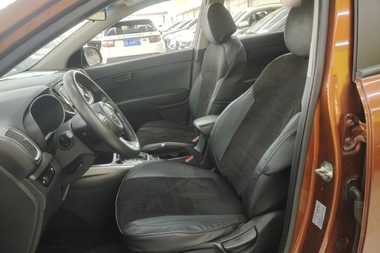 Used Kia KX3 2015 1.6L Automatic Two-Wheel Drive GLS Left Front Seat