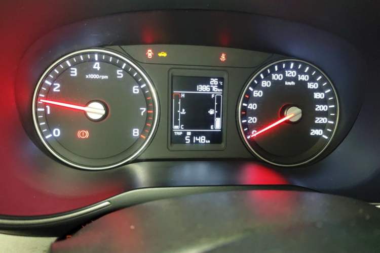 Used Kia KX3 2015 1.6L Manual Two-Wheel Drive GL Odometer Close Up