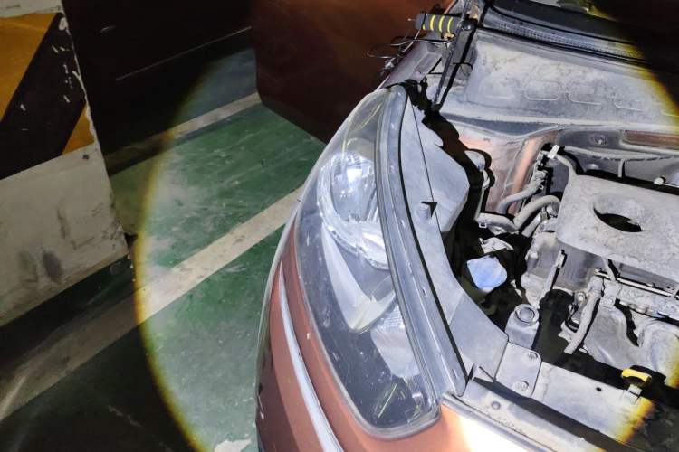 Used Kia KX3 2015 1.6L Manual Two-Wheel Drive GL Right Front Headlight