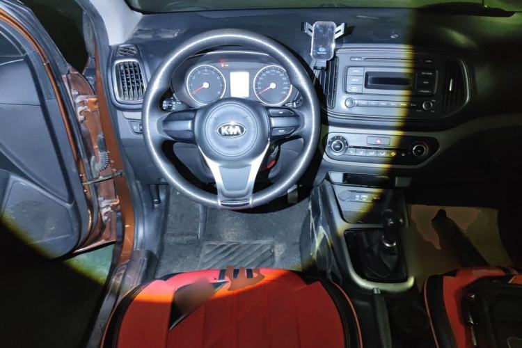 Used Kia KX3 2015 1.6L Manual Two-Wheel Drive GL Steering Wheel