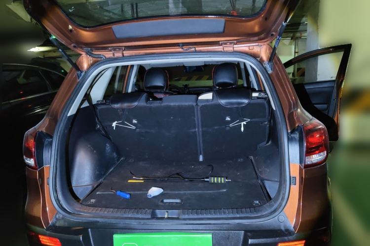 Used Kia KX3 2015 1.6L Manual Two-Wheel Drive GL Trunk