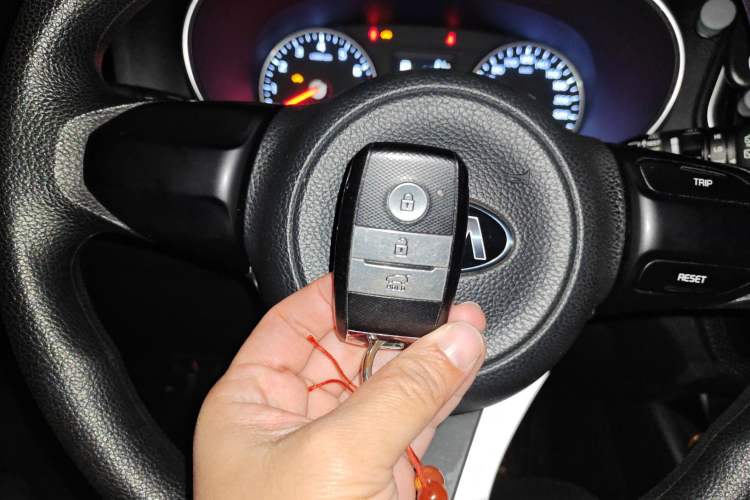 Used Kia KX3 2015 1.6L Automatic Two-Wheel Drive DLX Vehicle Key