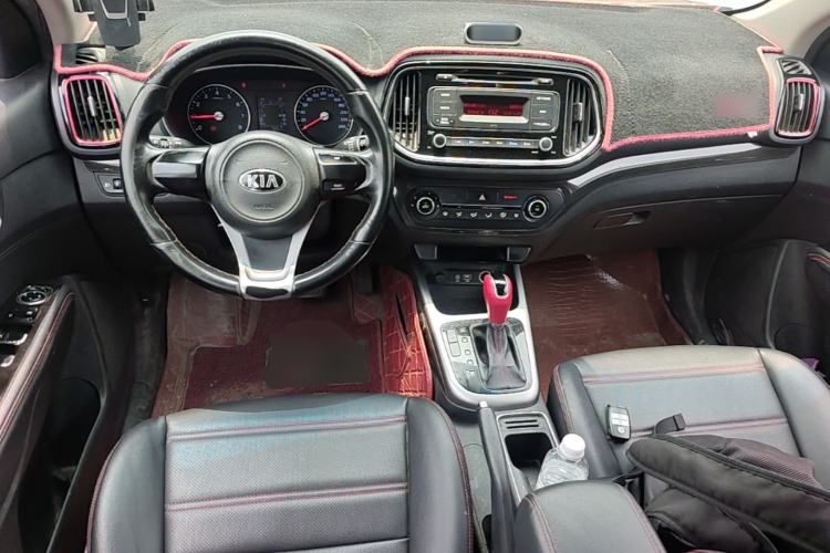 Used Kia KX3 2015 1.6T Automatic Two-Wheel Drive DLX Center Console