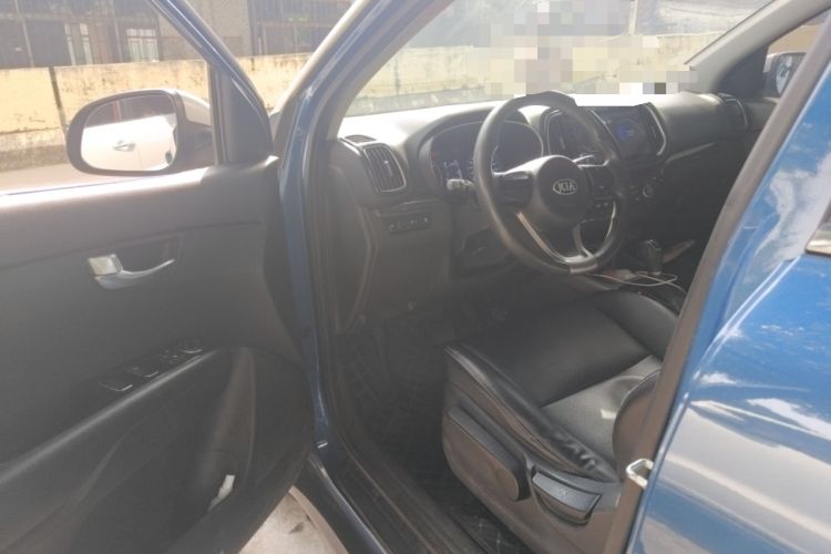 Used Kia KX3 2015 1.6L Automatic Two-Wheel Drive DLX Driver Seat