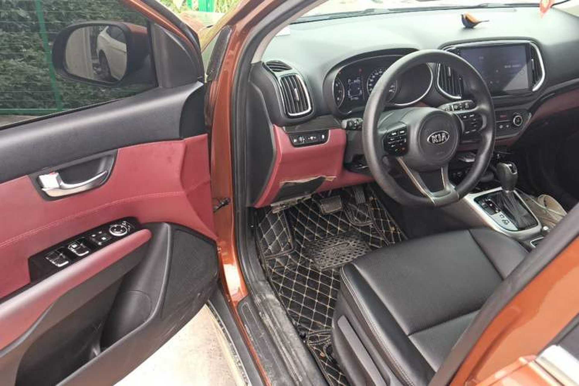 Used Kia KX3 2015 1.6L Automatic Two-Wheel Drive DLX Driver Seat