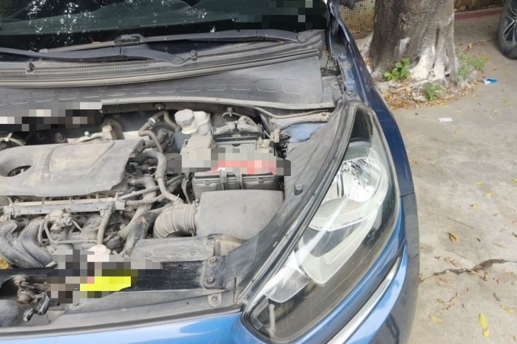 Used Kia KX3 2015 1.6L Automatic Two-Wheel Drive DLX Engine Bay Left