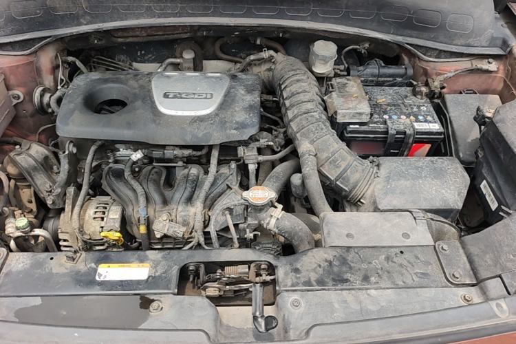 Used Kia KX3 2015 1.6T Automatic Two-Wheel Drive DLX Engine Bay