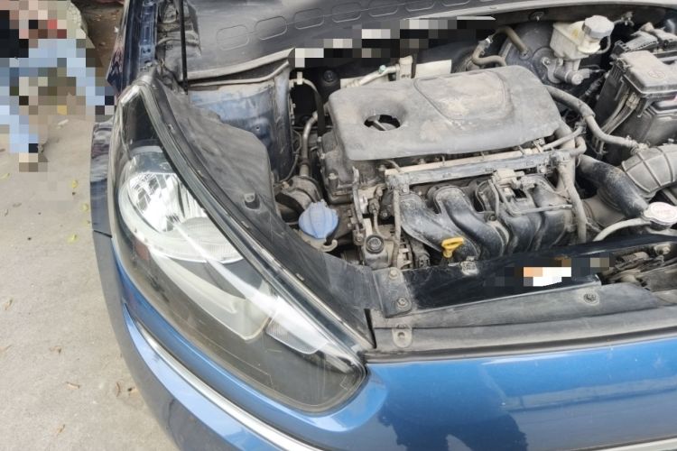 Used Kia KX3 2015 1.6L Automatic Two-Wheel Drive DLX Engine Bay Right