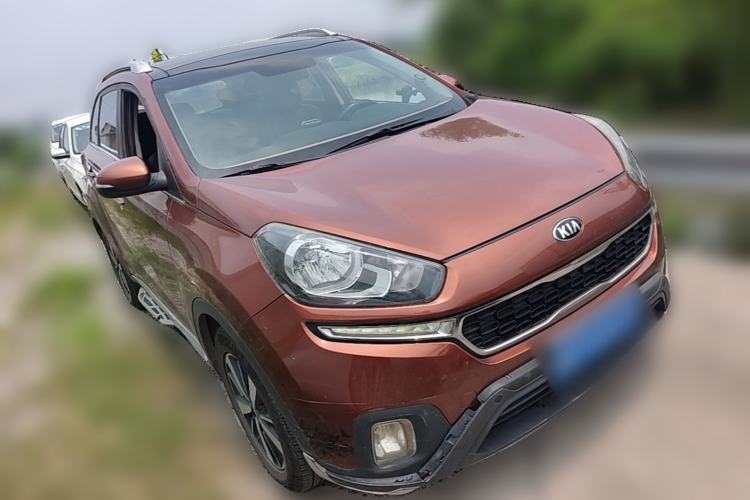Used Kia KX3 2015 1.6T Automatic Two-Wheel Drive DLX Front Right 45 Deg