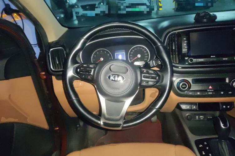 Used Kia KX3 2015 2.0L Automatic 4x4 PRM Steering Wheel