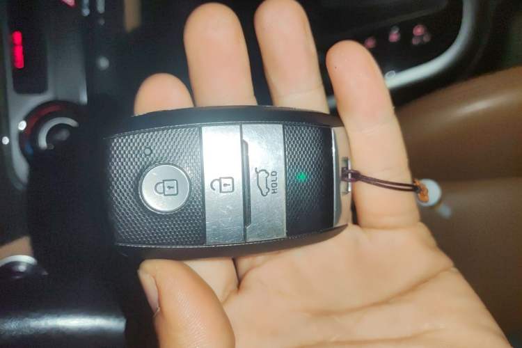 Used Kia KX3 2015 2.0L Automatic 4x4 PRM Vehicle Key