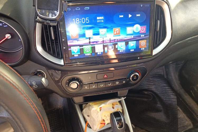 Used Kia KX3 2015 1.6L Automatic Two-Wheel Drive DLX Audio And AC Panel
