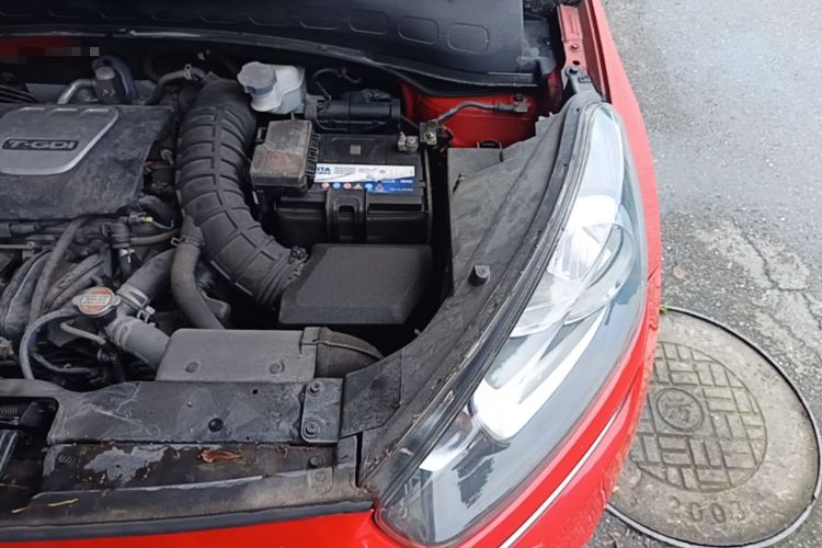 Used Kia KX3 2015 1.6T Automatic Two-Wheel Drive DLX Engine Bay Left