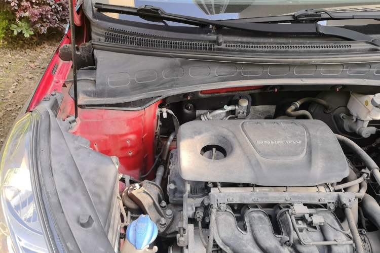 Used Kia KX3 2015 1.6L Automatic Two-Wheel Drive DLX Engine Bay Right