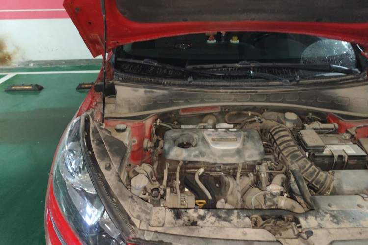 Used Kia KX3 2015 1.6T Automatic Two-Wheel Drive DLX Engine Bay Right