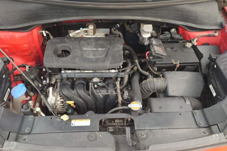 Used Kia KX3 2015 1.6L Automatic Two-Wheel Drive DLX Engine Bay