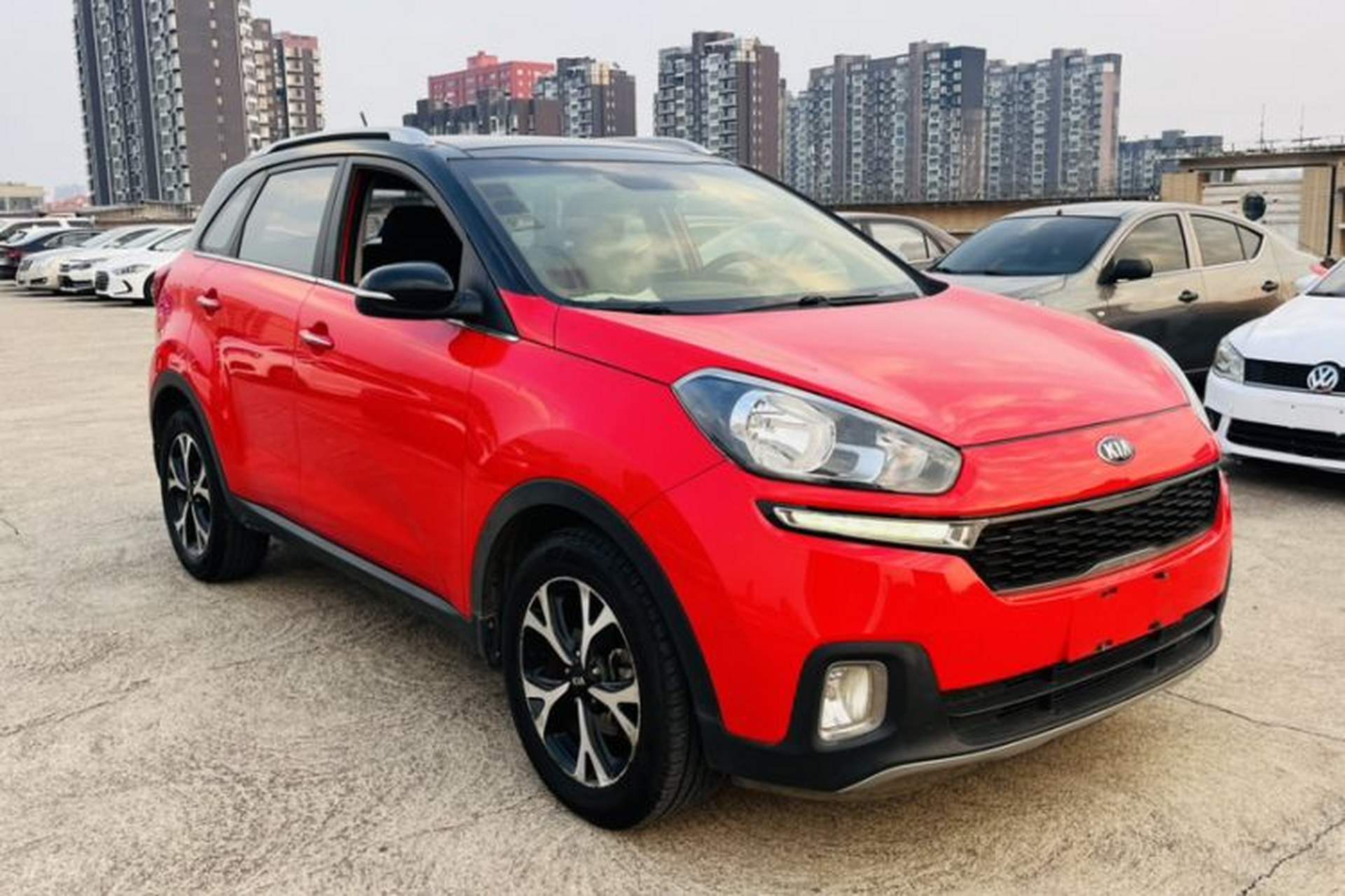 Used Kia KX3 2015 1.6L Automatic Two-Wheel Drive DLX Exterior 4