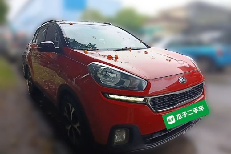 Used Kia KX3 2015 1.6T Automatic Two-Wheel Drive DLX Front Right 45 Deg