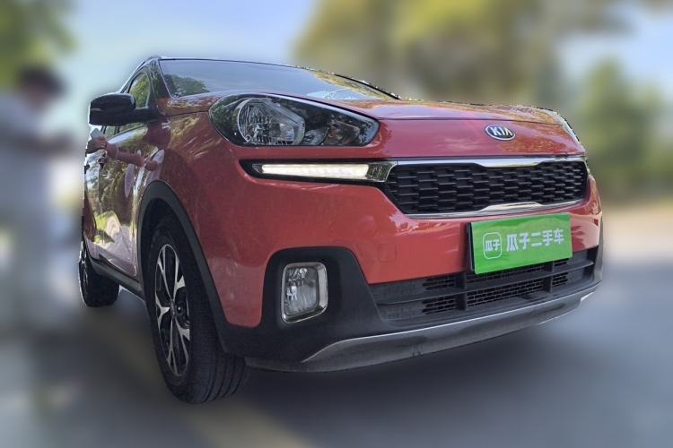 Used Kia KX3 2015 1.6L Automatic Two-Wheel Drive DLX Front Right 45 Deg