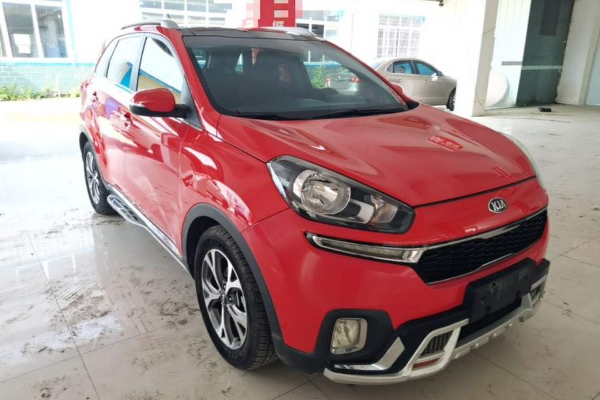 Used Kia KX3 2015 1.6L Automatic Two-Wheel Drive DLX Front Right 45 Deg