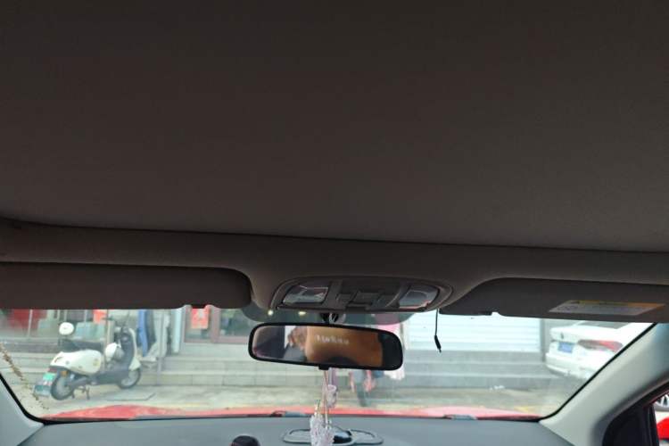 Used Kia KX3 2015 1.6L Automatic Two-Wheel Drive DLX Headliner