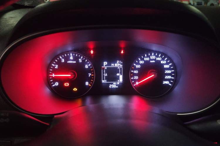 Used Kia KX3 2015 1.6T Automatic Two-Wheel Drive DLX Instrument Cluster