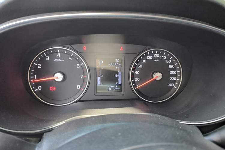 Used Kia KX3 2015 1.6L Automatic Two-Wheel Drive DLX Instrument Cluster