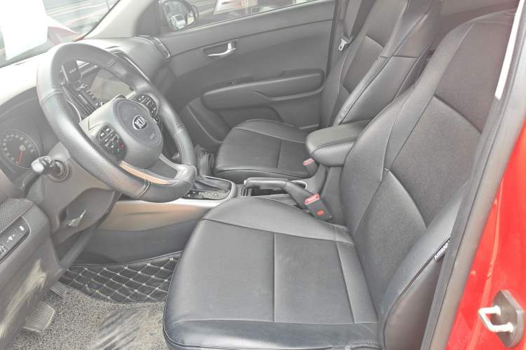 Used Kia KX3 2015 1.6L Automatic Two-Wheel Drive DLX Left Front Seat
