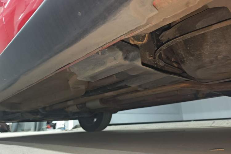 Used Kia KX3 2015 1.6L Automatic Two-Wheel Drive DLX Left Side Sill