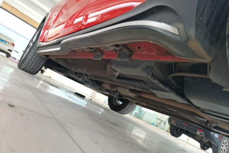 Used Kia KX3 2015 1.6L Automatic Two-Wheel Drive DLX Left Side Sill