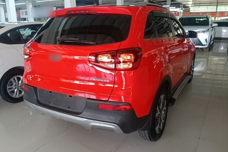 Used Kia KX3 2015 1.6L Automatic Two-Wheel Drive DLX Rear Right 45 Deg