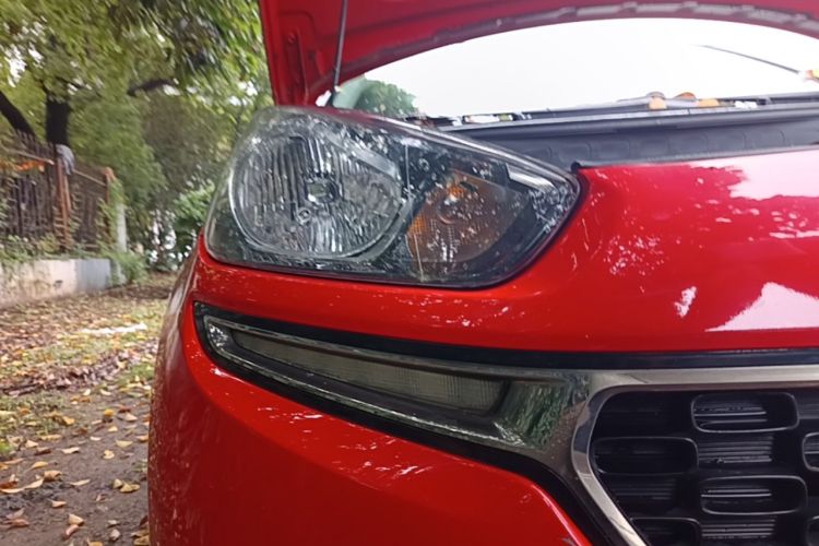 Used Kia KX3 2015 1.6T Automatic Two-Wheel Drive DLX Right Front Headlight