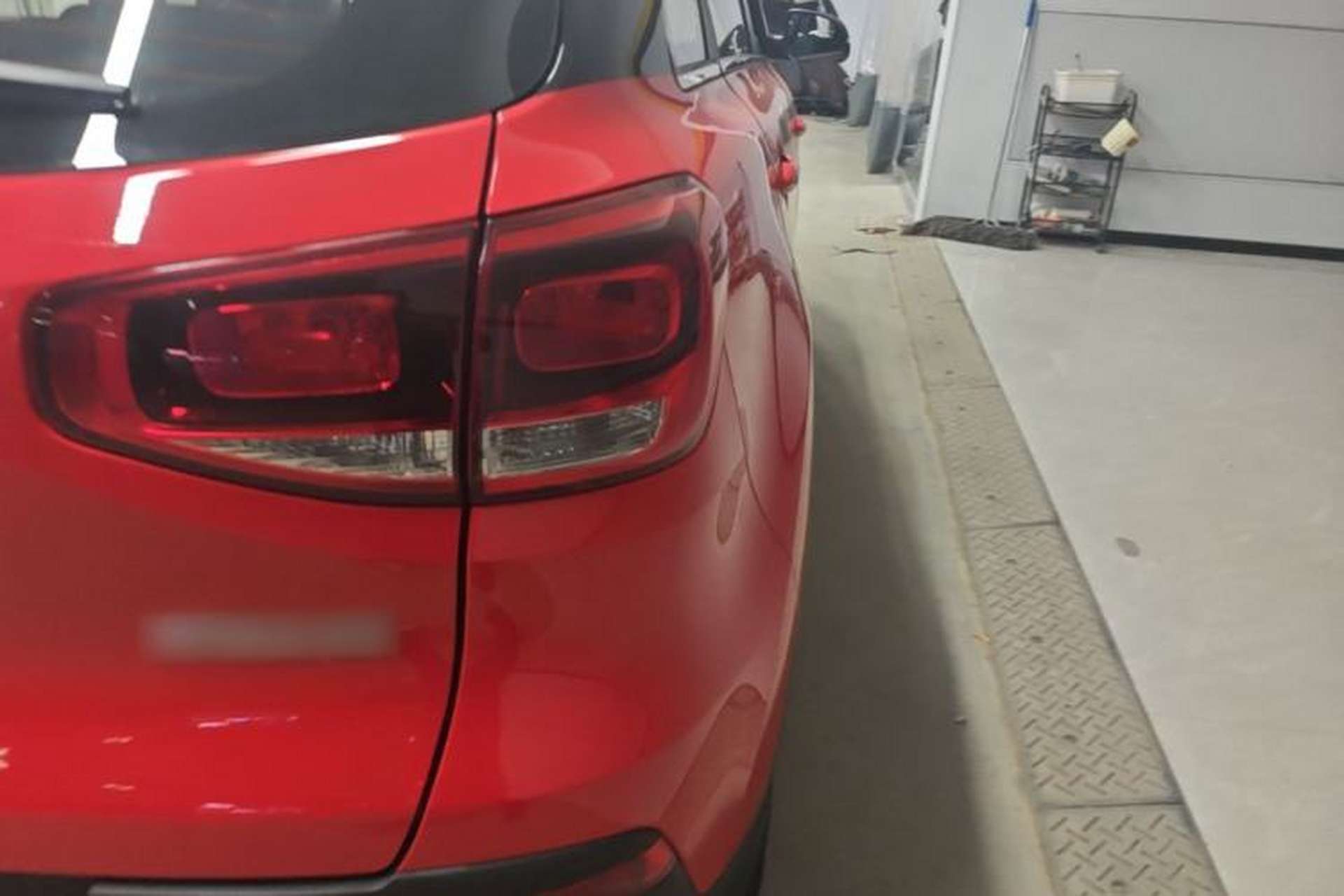 Used Kia KX3 2015 1.6L Automatic Two-Wheel Drive DLX Right Rear Taillight