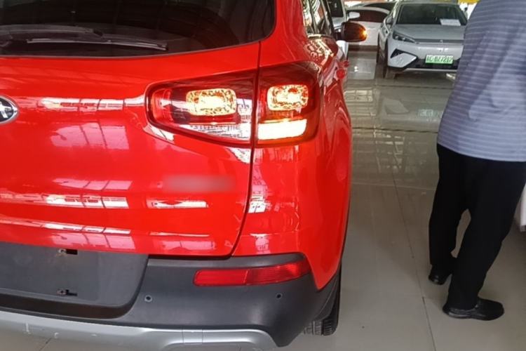 Used Kia KX3 2015 1.6L Automatic Two-Wheel Drive DLX Right Rear Taillight