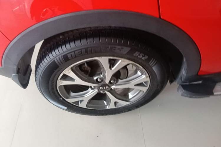 Used Kia KX3 2015 1.6L Automatic Two-Wheel Drive DLX Right Rear Wheel Hub