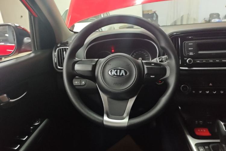 Used Kia KX3 2015 1.6L Automatic Two-Wheel Drive DLX Steering Wheel