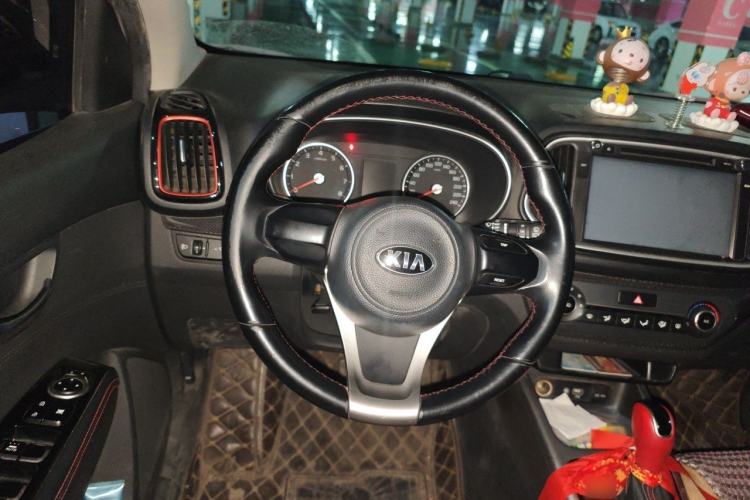 Used Kia KX3 2015 1.6T Automatic Two-Wheel Drive DLX Steering Wheel