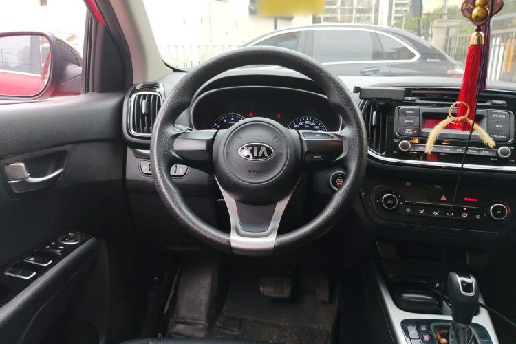 Used Kia KX3 2015 1.6L Automatic Two-Wheel Drive DLX Steering Wheel