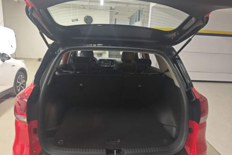 Used Kia KX3 2015 1.6L Automatic Two-Wheel Drive DLX Trunk